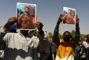 Burkina : la Constitution rétablie, les institutions modifiées