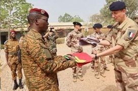 Le Burkina Faso demande le départ définitif de tous les personnels militaires français