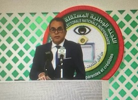 porte parole de la CENI , M. Mhamed Taghiyoullah El Edhem,