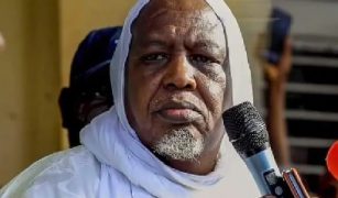 Mali : le passeport de l’Imam Dicko confisqué 