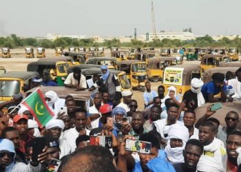 Les conducteurs de tuk tuk expriment leur mécontentement