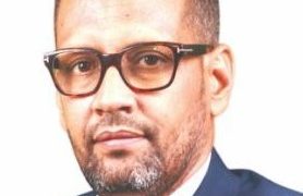 Un député continue d&rsquo;exercer sa fonction de directeur adjoint du budget en violation de la loi d&rsquo;incompatibilité