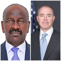 Discussion entre Mayorka et Ould Merzoug sur la migration des jeunes aux Etats-Unis