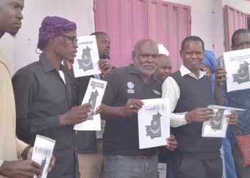 Sit-in devant le centre d&rsquo;enrôlement de la polyclinique de Nouakchott pour dire Non à la date du 31 décembre 2023