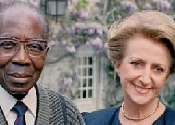 Le Sénégal acquiert des biens du président Senghor en France