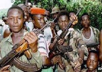 Couvre-feu national en Sierra Leone, après une attaque contre une armurerie à Freetown