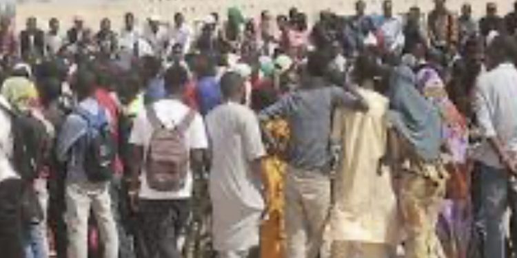 Écoutons les jeunes Mauritaniens qui réclament la parole !