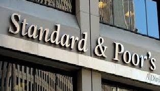 Sénégal: Standard & Poor&rsquo;s dégrade la note souveraine après les révélations sur la dette