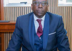 Le ministre du Budget Codioro représente le Président à la conférence de Lomé sur la dette publique