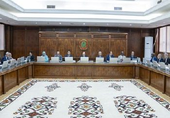 Projet de décret portant application de la loi au Statut des Douanes.