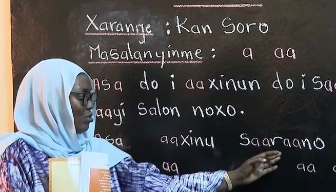 Inédit : plus de 30 traducteurs en langues nationales seront recrutés auprès des tribunaux, affirme le Premier ministre