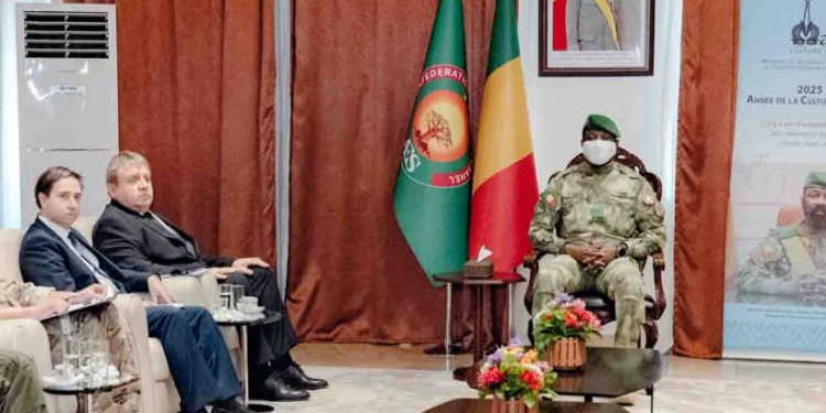Urgent : Le Président de la Transition malienne Assimi a reçu l&rsquo;Ambassadeur russe