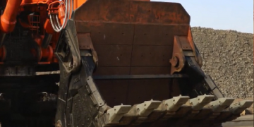 Kinross ajoute une Hitachi EX8000-6 à sa flotte minière à Tasiast, la 4ème en Afrique