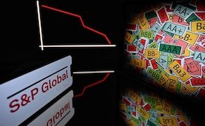 Le Sénégal dégradé par S&P: la dette souveraine au bord du point de rupture